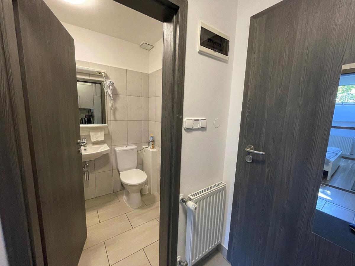 Benevia Apartments Печ Екстериор снимка