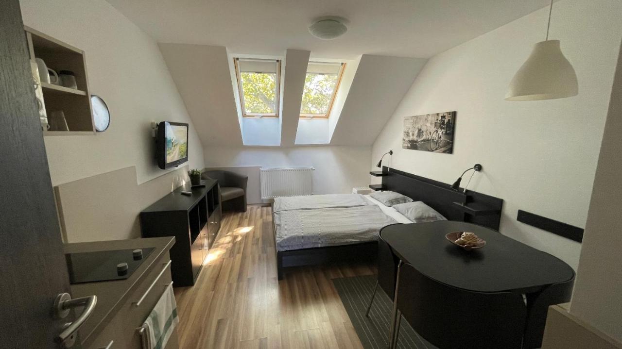 Benevia Apartments Печ Екстериор снимка