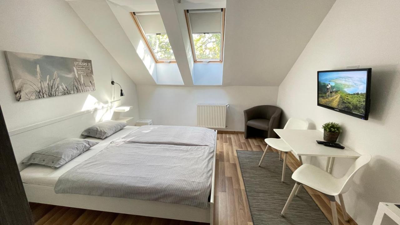 Benevia Apartments Печ Екстериор снимка